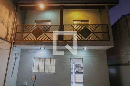 Casa à venda com 197m², 3 quartos e 2 vagas Casa à venda com 197m², 3 quartos e 2 vagasQuintal
