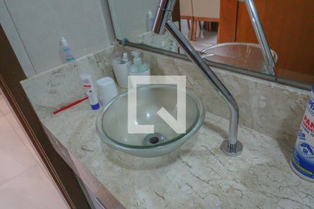 Casa à venda com 197m², 3 quartos e 2 vagas Casa à venda com 197m², 3 quartos e 2 vagasLavabo