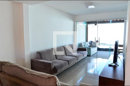 Sala de casa para alugar com 3 quartos, 170m² em Sagrada Família, Belo Horizonte