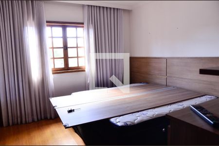 Quarto-Suite de casa para alugar com 3 quartos, 170m² em Sagrada Família, Belo Horizonte