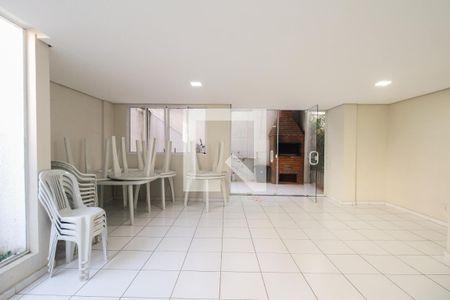 Apartamento à venda com 72m², 3 quartos e 1 vagaCondomínio - Salão de Festas 