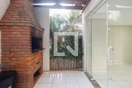 Apartamento à venda com 72m², 3 quartos e 1 vagaCondomínio - Churrasqueira 