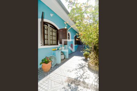 Casa à venda com 200m², 3 quartos e 3 vagasCorredor Lateral 