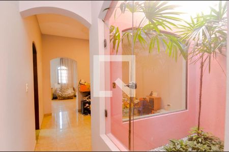 Casa à venda com 200m², 3 quartos e 3 vagasJardim de Inverno 