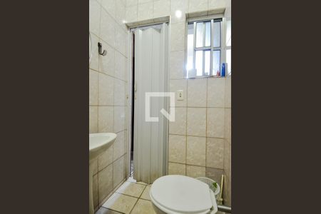 Casa à venda com 200m², 3 quartos e 3 vagasBanheiro de Serviço