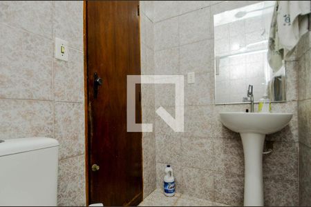 Casa à venda com 200m², 3 quartos e 3 vagasBanheiro da Suíte