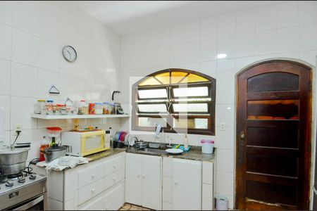Casa à venda com 200m², 3 quartos e 3 vagasCozinha