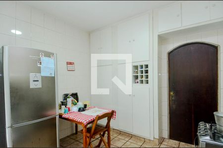 Casa à venda com 200m², 3 quartos e 3 vagasCozinha