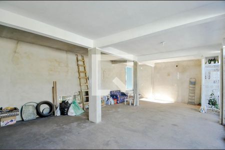 Casa à venda com 200m², 3 quartos e 3 vagasGaragem