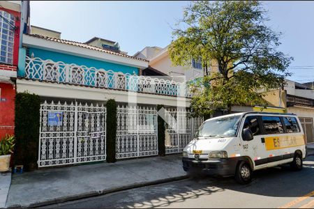 Casa à venda com 200m², 3 quartos e 3 vagasFachada