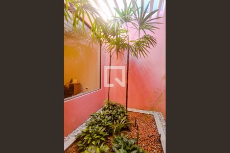 Casa à venda com 200m², 3 quartos e 3 vagasJardim de Inverno 