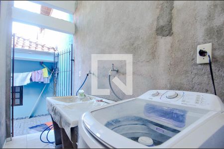 Casa à venda com 200m², 3 quartos e 3 vagasÁrea de Serviço