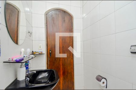 Casa à venda com 200m², 3 quartos e 3 vagasBanheiro Social