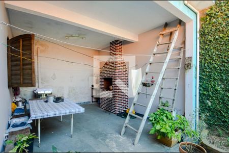 Casa à venda com 200m², 3 quartos e 3 vagasQuintal