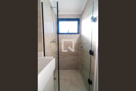 Apartamento à venda com 57m², 2 quartos e 2 vagasBanheiro da Suíte Detalhe