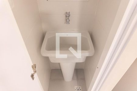 Apartamento à venda com 38m², 2 quartos e sem vagaBanheiro