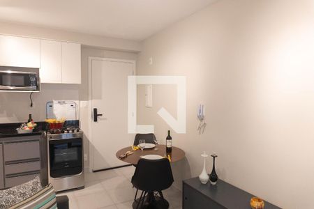 Sala/Cozinha de apartamento à venda com 2 quartos, 38m² em Consolação, São Paulo