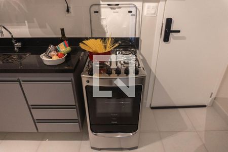 Sala/Cozinha de apartamento à venda com 2 quartos, 38m² em Consolação, São Paulo