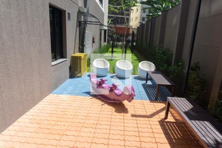 Apartamento à venda com 38m², 2 quartos e sem vagaÁrea comum - Playground