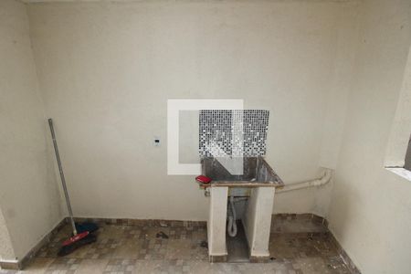 Área de Serviço de casa para alugar com 2 quartos, 80m² em Jardim Colorado, São Paulo