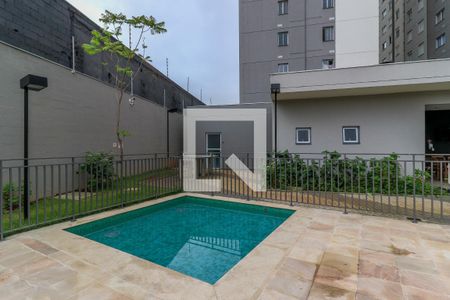 Apartamento para alugar com 34m², 2 quartos e sem vaga Apartamento para alugar com 34m², 2 quartos e sem vagaÁrea comum - Piscina