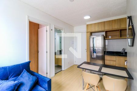 Sala de apartamento para alugar com 2 quartos, 34m² em Santo Amaro, São Paulo