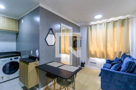 Sala de apartamento para alugar com 2 quartos, 34m² em Santo Amaro, São Paulo