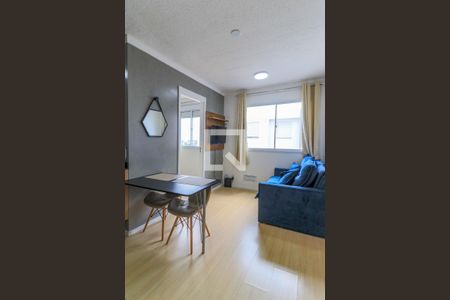 Sala de apartamento para alugar com 2 quartos, 34m² em Santo Amaro, São Paulo