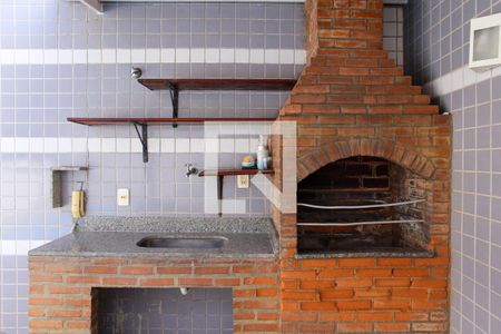 Casa de condomínio à venda com 127m², 3 quartos e 1 vagaÁrea Comum