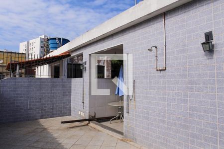 Casa de condomínio à venda com 127m², 3 quartos e 1 vagaTerraço
