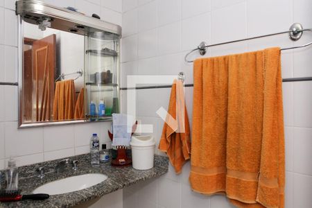 Casa de condomínio à venda com 127m², 3 quartos e 1 vagaBanheiro