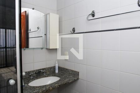 Casa de condomínio à venda com 127m², 3 quartos e 1 vagaBanheiro