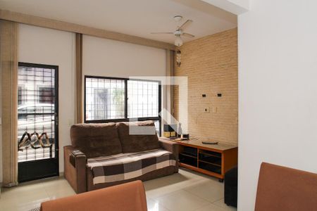 Sala de casa de condomínio à venda com 3 quartos, 127m² em Cachambi, Rio de Janeiro