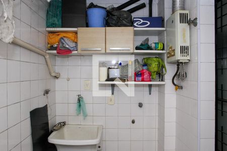 Casa de condomínio à venda com 127m², 3 quartos e 1 vagaÁrea de Serviço