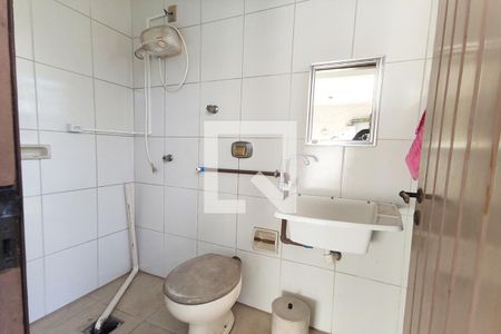 Casa para alugar com 3m², 3 quartos e 1 vagaLavabo