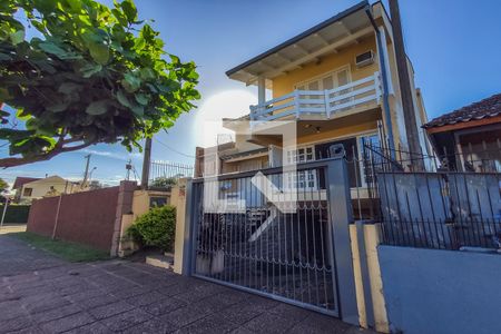 Casa para alugar com 3m², 3 quartos e 1 vagaFachada