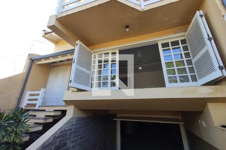 Casa para alugar com 3m², 3 quartos e 1 vagaGaragem