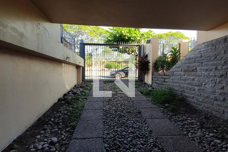 Casa para alugar com 3m², 3 quartos e 1 vagaGaragem