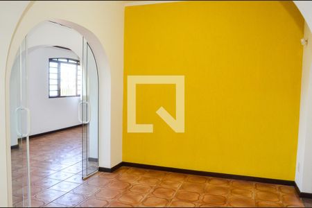 Sala de casa para alugar com 4 quartos, 1000m² em Vila Joaquim Inácio, Campinas