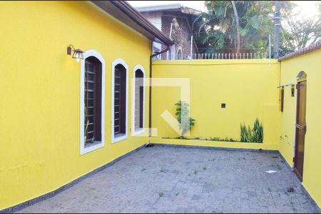 Casa para alugar com 1000m², 4 quartos e 4 vagas Casa para alugar com 1000m², 4 quartos e 4 vagasÁrea Externa