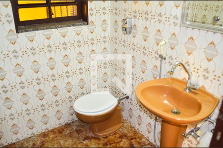 Casa para alugar com 1000m², 4 quartos e 4 vagas Casa para alugar com 1000m², 4 quartos e 4 vagasBanheiro