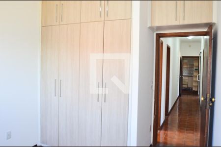 Casa para alugar com 1000m², 4 quartos e 4 vagas Casa para alugar com 1000m², 4 quartos e 4 vagasQuarto 4