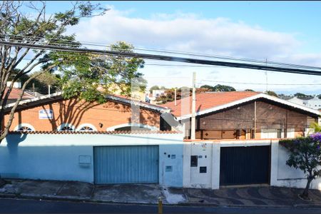 Casa para alugar com 1000m², 4 quartos e 4 vagas Casa para alugar com 1000m², 4 quartos e 4 vagasQuarto 4