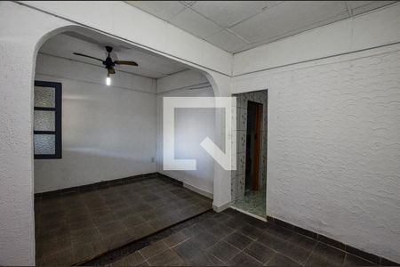 Sala de casa para alugar com 2 quartos, 60m² em Charitas, Niterói