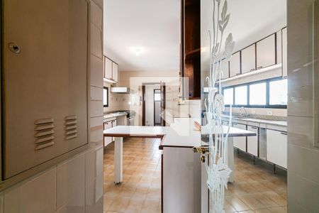 Apartamento para alugar com 122m², 3 quartos e 2 vagasCozinha