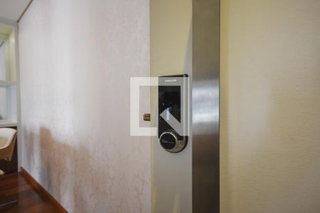 Apartamento para alugar com 75m², 2 quartos e 2 vagas Apartamento para alugar com 75m², 2 quartos e 2 vagasFechadura eletrônica
