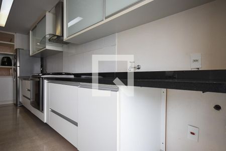 Apartamento para alugar com 75m², 2 quartos e 2 vagas Apartamento para alugar com 75m², 2 quartos e 2 vagasCozinha