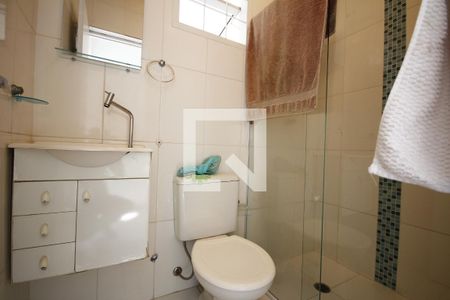 Casa para alugar com 144m², 3 quartos e 1 vagaBanheiro 