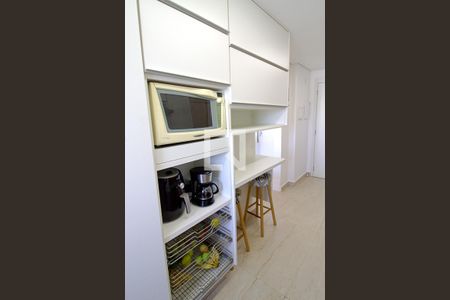 Apartamento para alugar com 92m², 2 quartos e 2 vagas Apartamento para alugar com 92m², 2 quartos e 2 vagasCozinha
