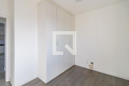 Quarto 1 de apartamento para alugar com 2 quartos, 68m² em Alphaville Industrial, Barueri